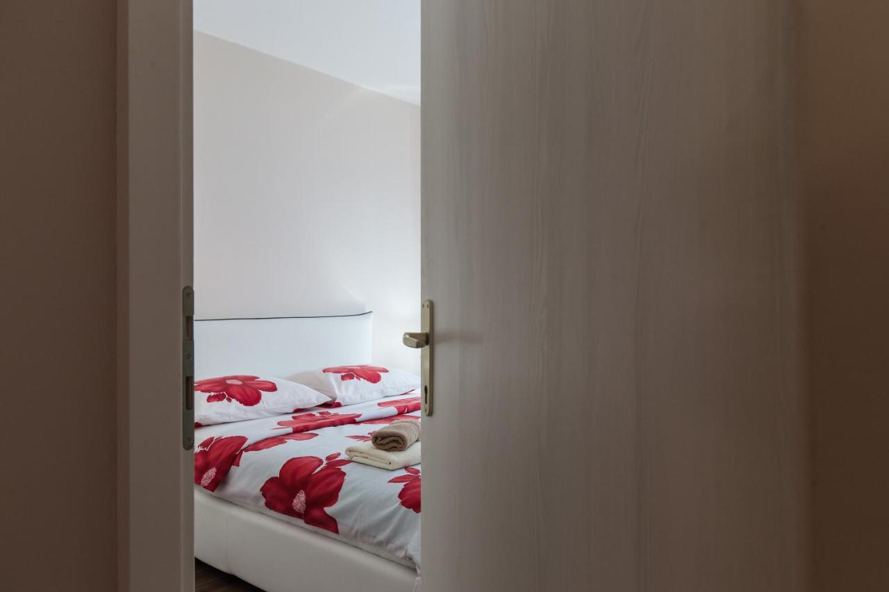 Апартаменты Apartman "Babac" Слуни Экстерьер фото
