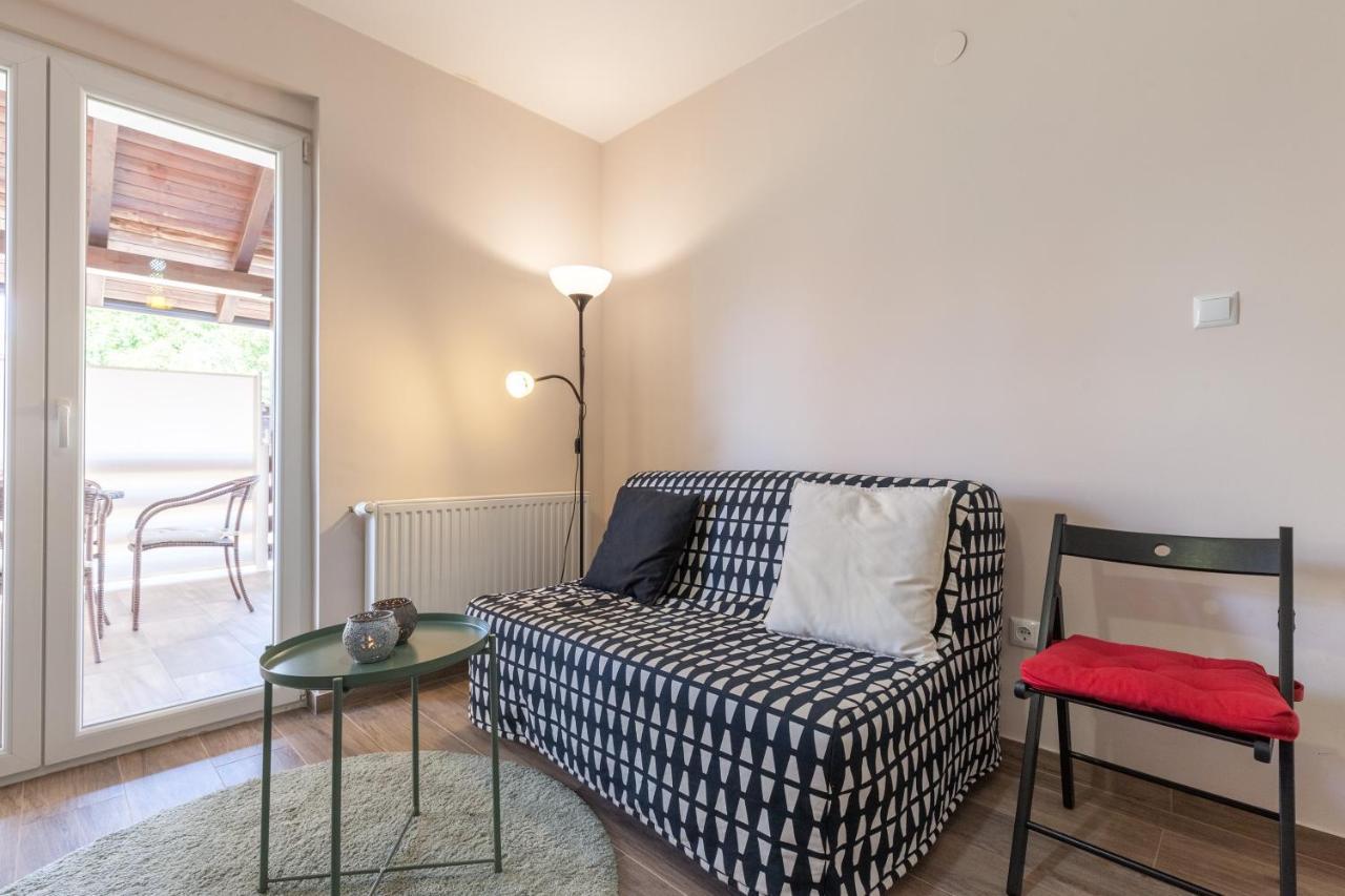 Апартаменты Apartman "Babac" Слуни Экстерьер фото